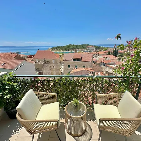 Apartment Sea And Mountain Views - Old Town